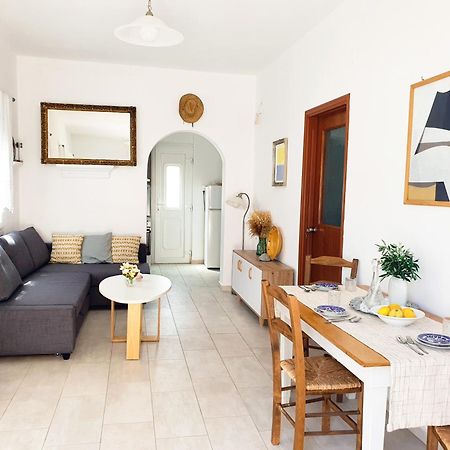 Theros House Διαφάνιον Εξωτερικό φωτογραφία